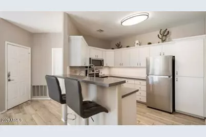 9550 E Thunderbird Road #Unit 213, Scottsdale, AZ 85260 - Photo 3