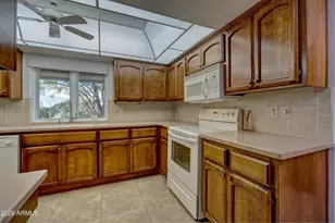 9413 S 47th St, Phoenix, AZ 85044 - Photo 5