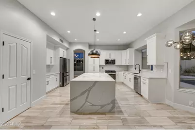 4564 E Chisum Trail, Phoenix, AZ 85050 - Photo 11