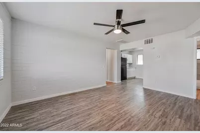 1744 W Glendale Avenue #10, Phoenix, AZ 85021 - Photo 3