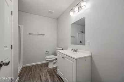 1744 W Glendale Avenue #10, Phoenix, AZ 85021 - Photo 11