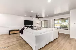 11044 N 36th St, Phoenix, AZ 85028 - Photo 9