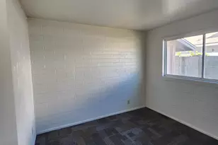 8521 N 37th Ave, Phoenix, AZ 85051 - Photo 9