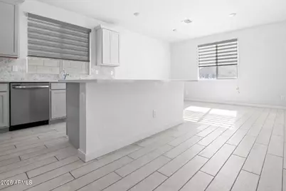 18403 W Patrick Lane, Surprise, AZ 85387 - Photo 9