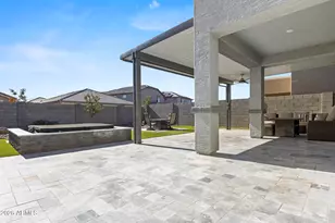 18403 W Patrick Ln, Surprise, AZ 85387 - Photo 25