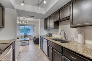 301 E Muriel Dr, Phoenix, AZ 85022 - Photo 5