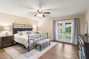 4945 E Cheery Lynn Rd, Phoenix, AZ 85018 - Photo 9