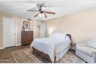 4945 E Cheery Lynn Road, Phoenix, AZ 85018 - Photo 11