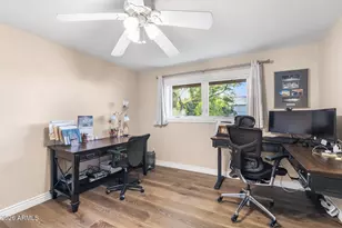 4945 E Cheery Lynn Rd, Phoenix, AZ 85018 - Photo 13