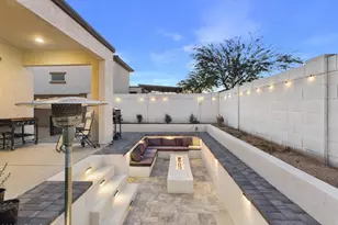 17152 W Manzanita Dr, Waddell, AZ 85355 - Photo 11