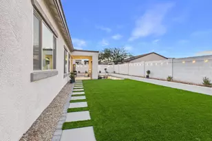 17152 W Manzanita Dr, Waddell, AZ 85355 - Photo 5