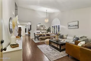 3401 E Oraibi Dr, Phoenix, AZ 85050 - Photo 5