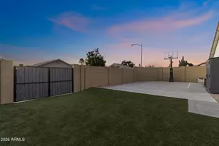 3401 E Oraibi Dr, Phoenix, AZ 85050 - Photo 33