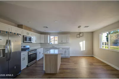 604 E South Avenue, Buckeye, AZ 85326 - Photo 5