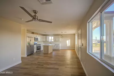 604 E South Avenue, Buckeye, AZ 85326 - Photo 9