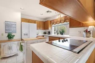 26034 S Saddletree Dr, Sun Lakes, AZ 85248 - Photo 17