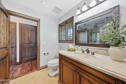 5633 E Lafayette Boulevard, Phoenix, AZ 85018 - Photo 25