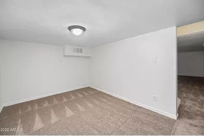 3949 E Earll Drive #Apt 14, Phoenix, AZ 85018 - Photo 21