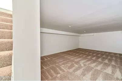 3949 E Earll Drive #Apt 14, Phoenix, AZ 85018 - Photo 19