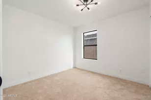 2437 E Tamarisk Ave, Phoenix, AZ 85040 - Photo 23