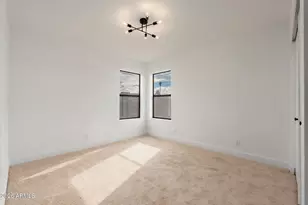 2437 E Tamarisk Ave, Phoenix, AZ 85040 - Photo 21