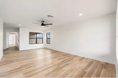 2437 E Tamarisk Avenue, Phoenix, AZ 85040 - Photo 5