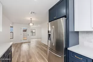 2437 E Tamarisk Ave, Phoenix, AZ 85040 - Photo 15