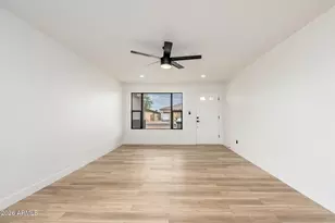 2437 E Tamarisk Ave, Phoenix, AZ 85040 - Photo 7