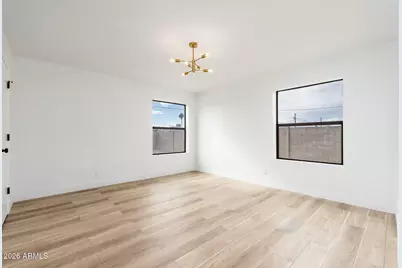 2437 E Tamarisk Avenue, Phoenix, AZ 85040 - Photo 17