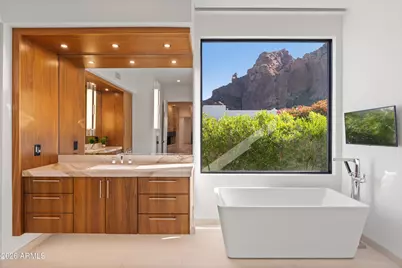 5724 N Echo Canyon Drive, Phoenix, AZ 85018 - Photo 33