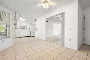 17214 N Palo Verde Dr, Sun City, AZ 85373 - Photo 5