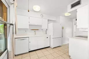 17214 N Palo Verde Dr, Sun City, AZ 85373 - Photo 9