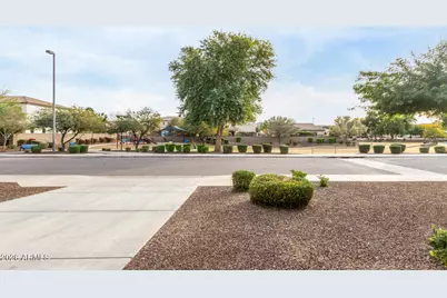 2960 E Derringer Way, Gilbert, AZ 85297 - Photo 5