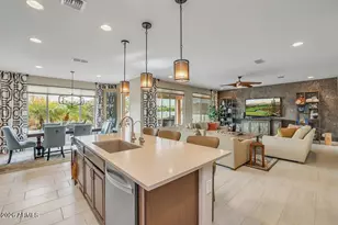 2523 E Nancy Ln, Phoenix, AZ 85042 - Photo 7