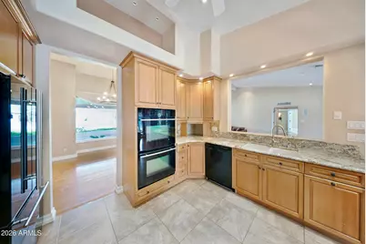 5429 E Sahuaro Drive, Scottsdale, AZ 85254 - Photo 11
