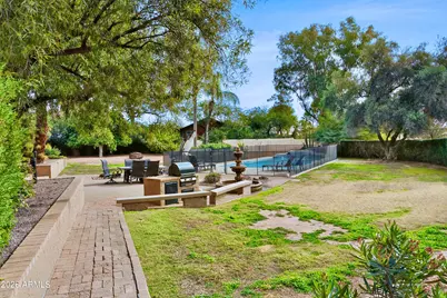 5429 E Sahuaro Drive, Scottsdale, AZ 85254 - Photo 23