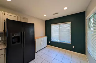 4114 E Union Hills Dr, Phoenix, AZ 85050 - Photo 9