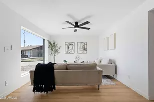 9036 W Sells Dr, Phoenix, AZ 85037 - Photo 7