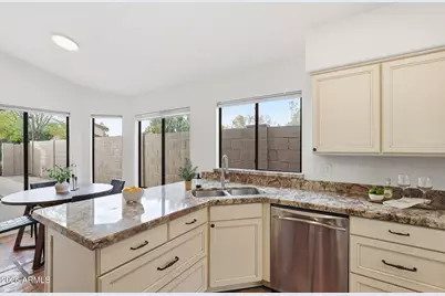 8859 S Grandview Drive, Tempe, AZ 85284 - Photo 17