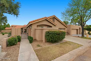 8859 S Grandview Dr, Tempe, AZ 85284 - Photo 3
