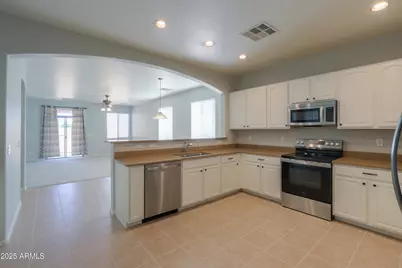 43460 W Caven Drive, Maricopa, AZ 85138 - Photo 5