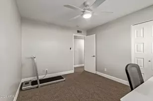 1627 E Logan Dr, Tempe, AZ 85282 - Photo 27