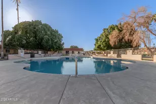 1627 E Logan Dr, Tempe, AZ 85282 - Photo 33