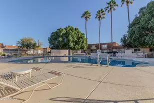1627 E Logan Dr, Tempe, AZ 85282 - Photo 9