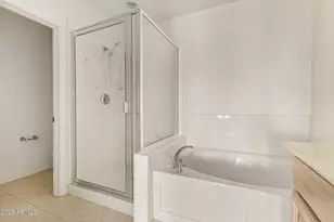 11000 N 77th Pl, Scottsdale, AZ 85260 - Photo 17