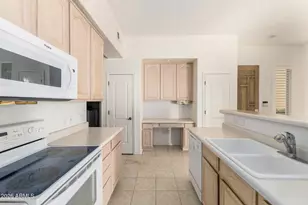 11000 N 77th Pl, Scottsdale, AZ 85260 - Photo 11