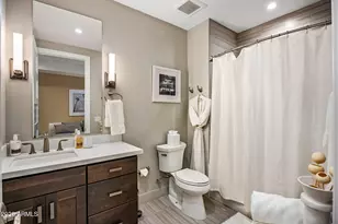 6166 N Scottsdale Rd, Paradise Valley, AZ 85253 - Photo 23