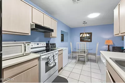 14300 W Bell Road #51, Surprise, AZ 85374 - Photo 11