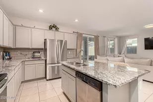 17320 W Daley Ln, Surprise, AZ 85387 - Photo 17