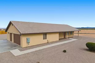 2770 E Davis Pass Pass, Eloy, AZ 85131 - Photo 3